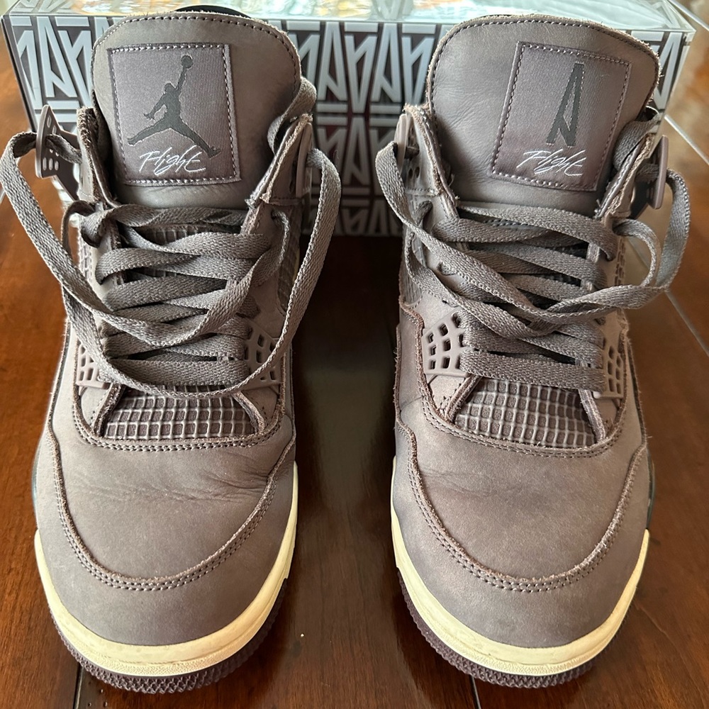 Jordan 4 A Ma Maniere violet ore size 10